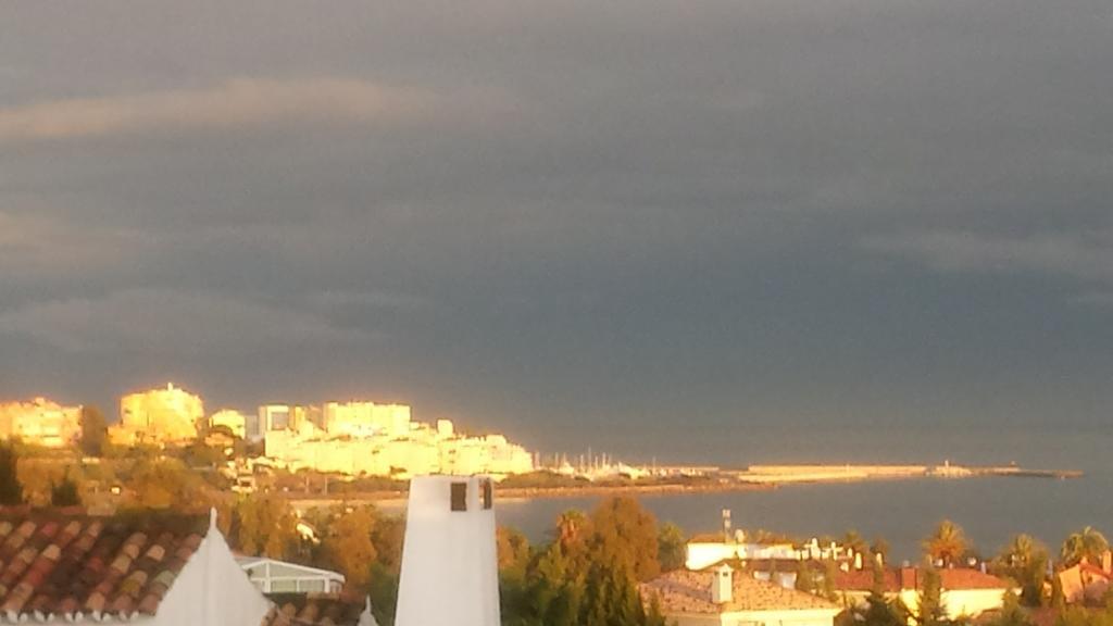 La Gaspara'S Loft Estepona Exterior foto